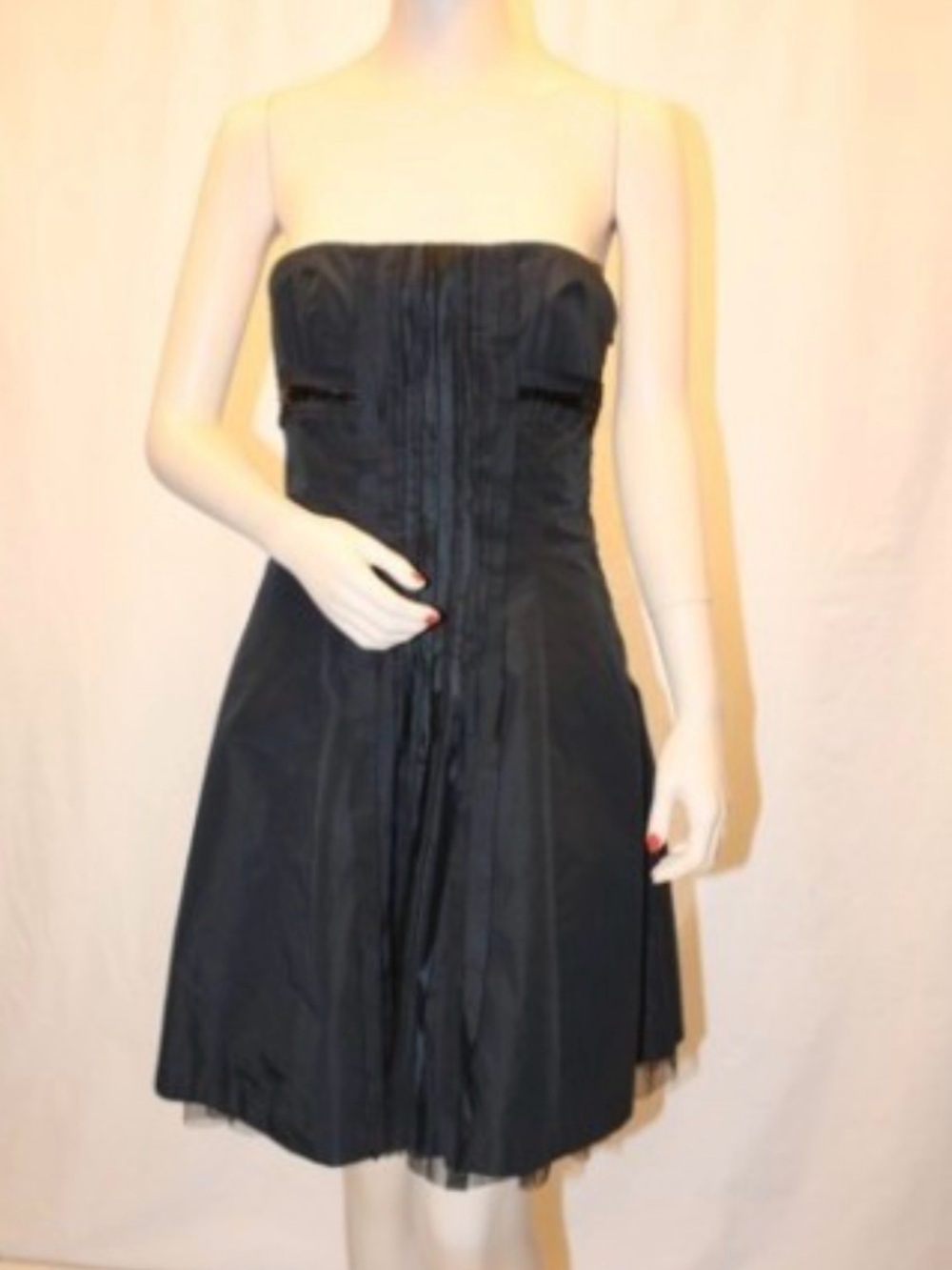 BCBGMaxAzria Black Strapless Pleated Cocktail Dress